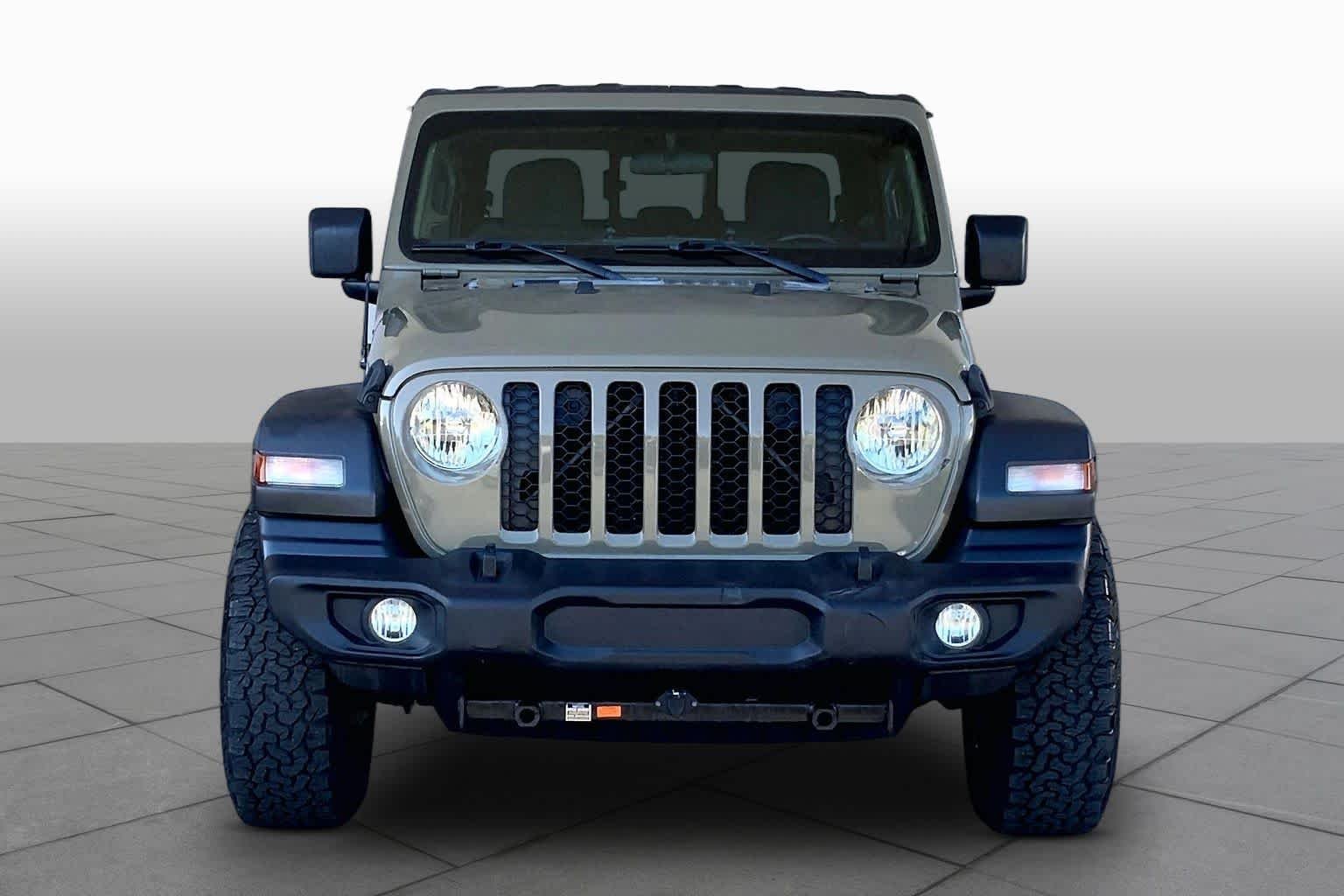 Used 2020 Gator Clearcoat Jeep Sport S image 4