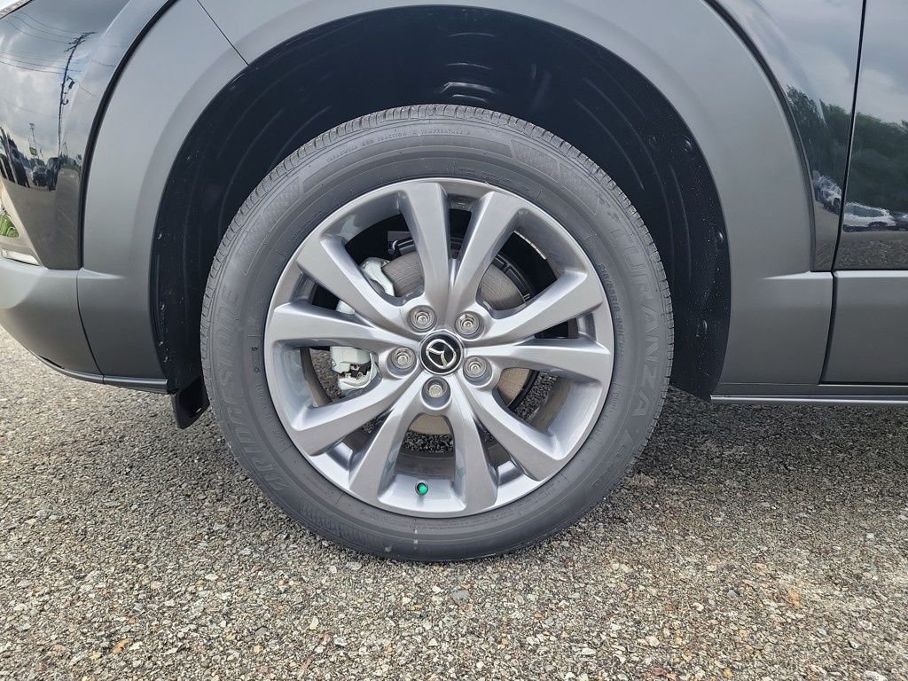 2025 Mazda CX-30 Premium - Photo 16