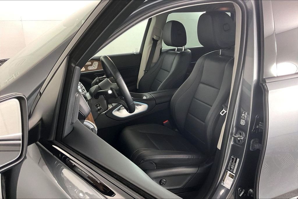 Certified Used 2023 Black Mercedes-Benz GLS 450 image 17