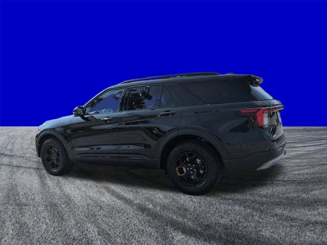 New 2026 Agate Black Metallic Ford Tremor® image 6