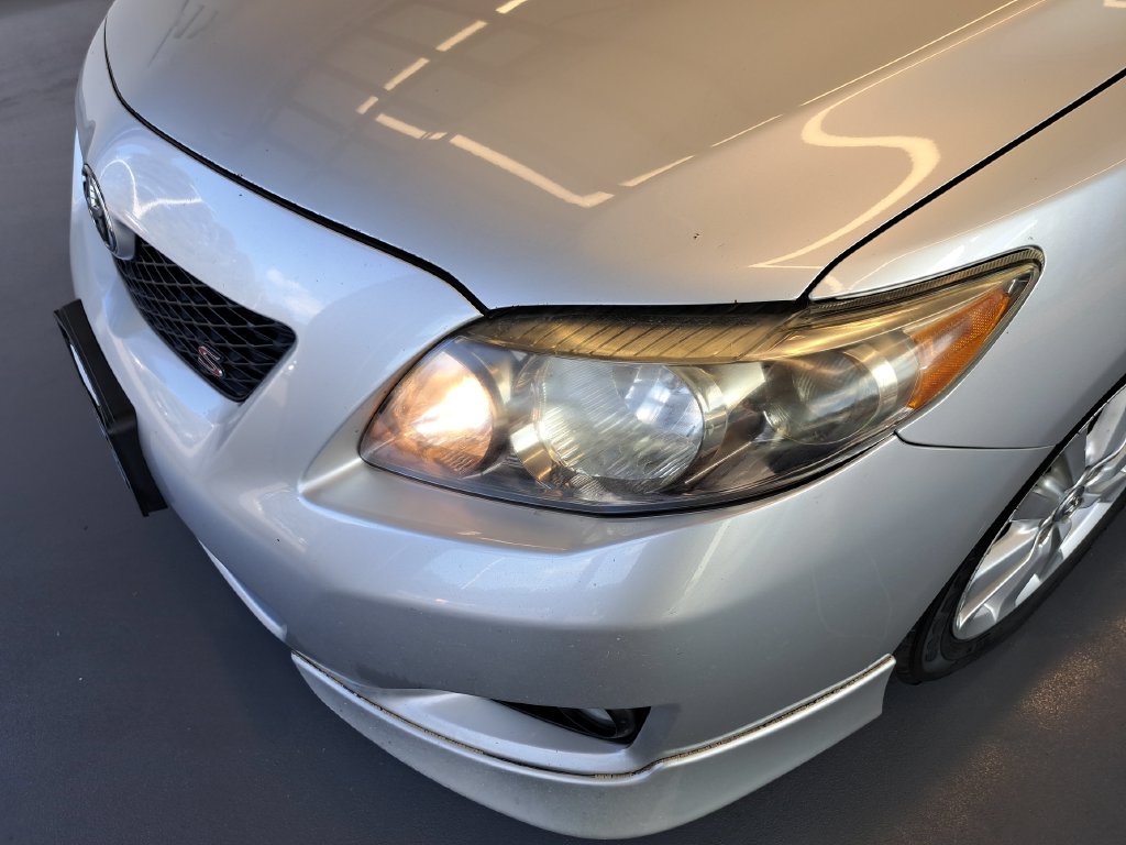 Used 2010 Silver Toyota S image 40