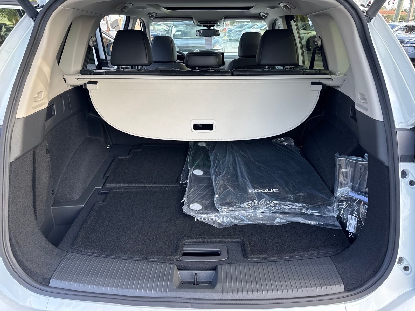 New 2026 Nissan Rogue Platinum 4D Sport Utility