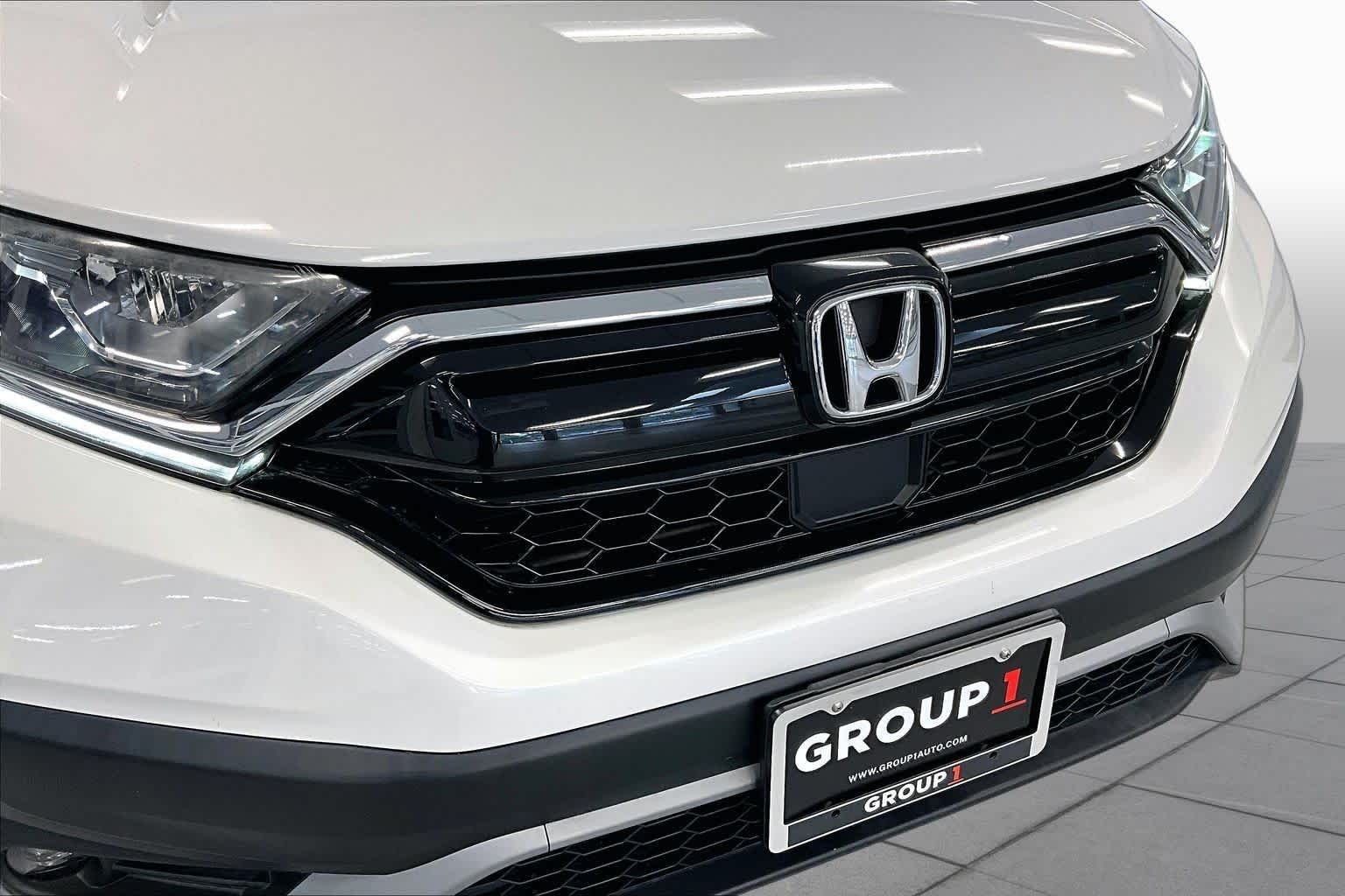Used 2020 Platinum White Pearl Honda EX image 30