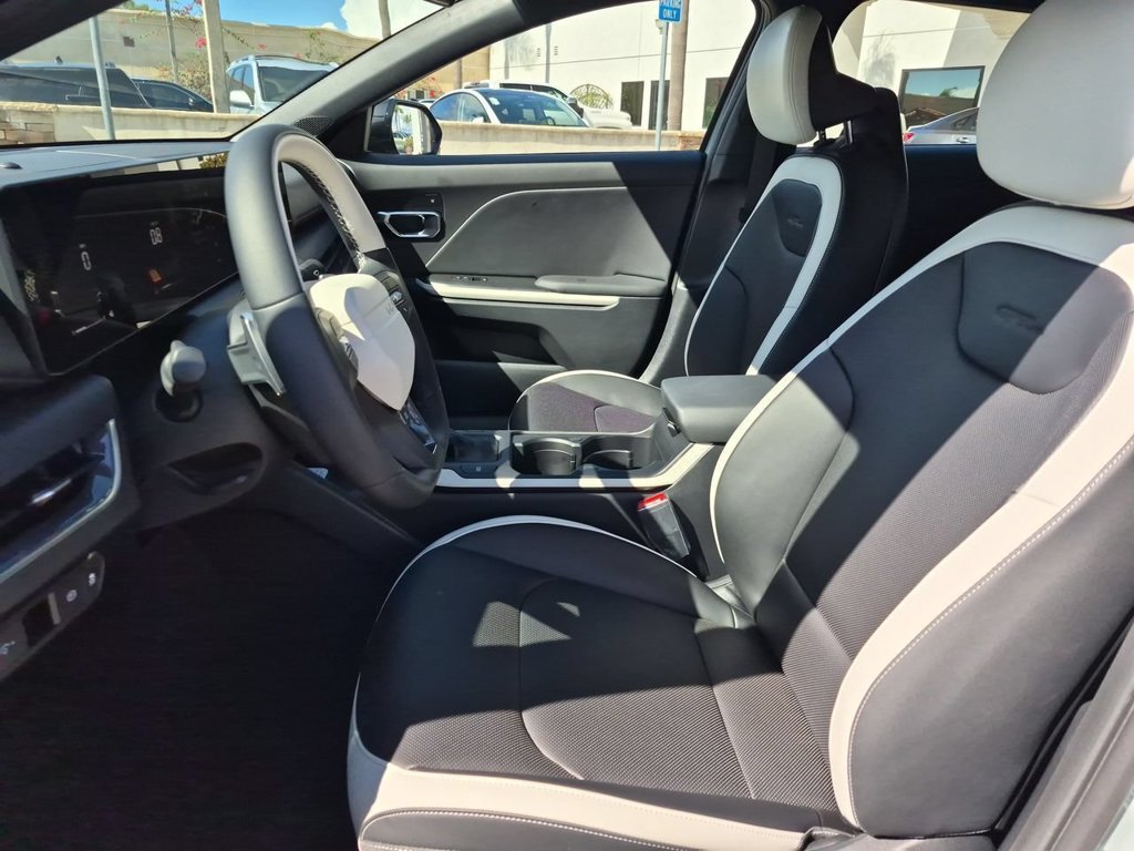 New 2027 Morning Haze Kia GT-Line image 19