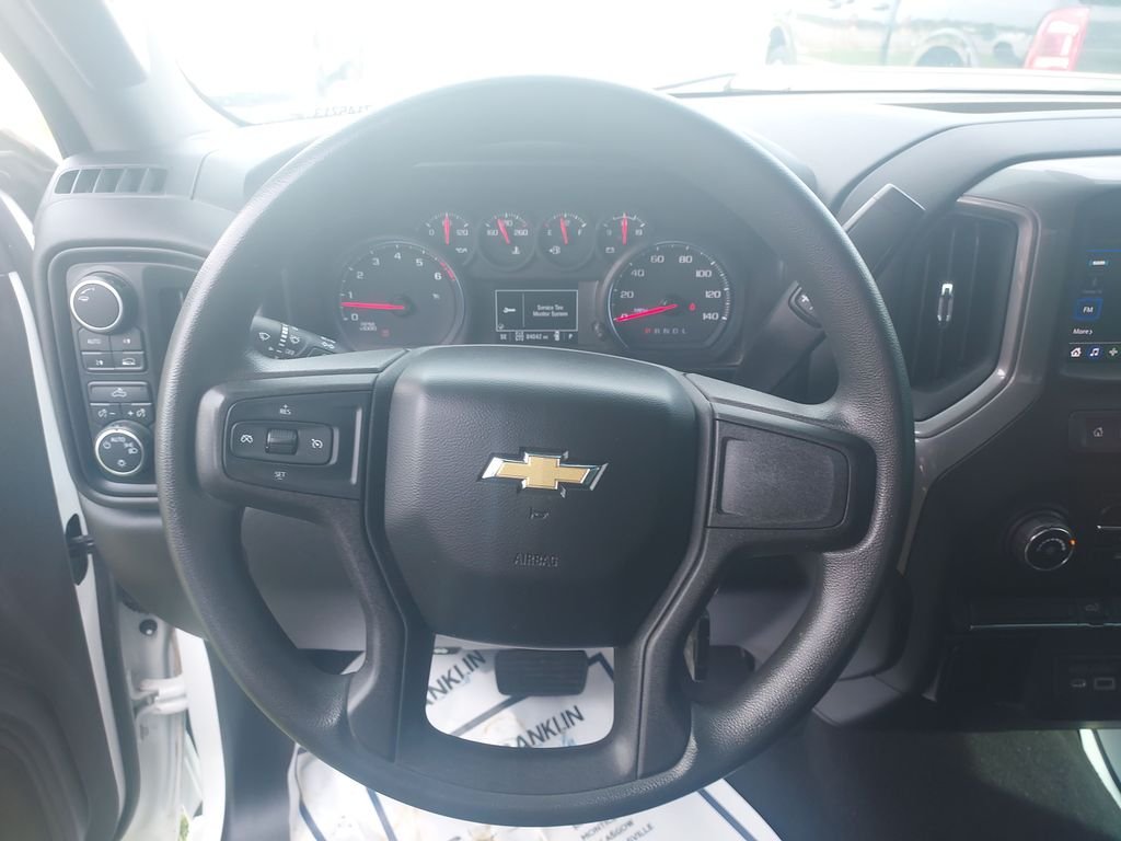 Used 2020 White Chevrolet Custom image 17