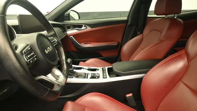 Used 2022 Ceramic White Kia GT1 image 25