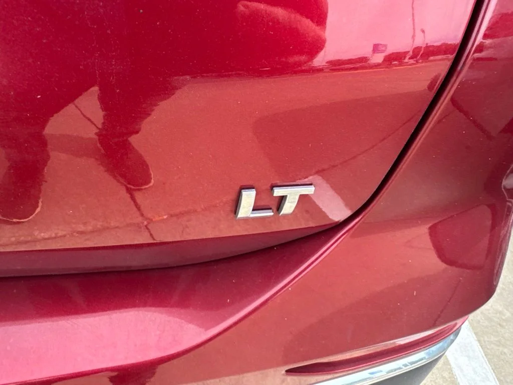 Used 2018 Red Chevrolet LT image 6