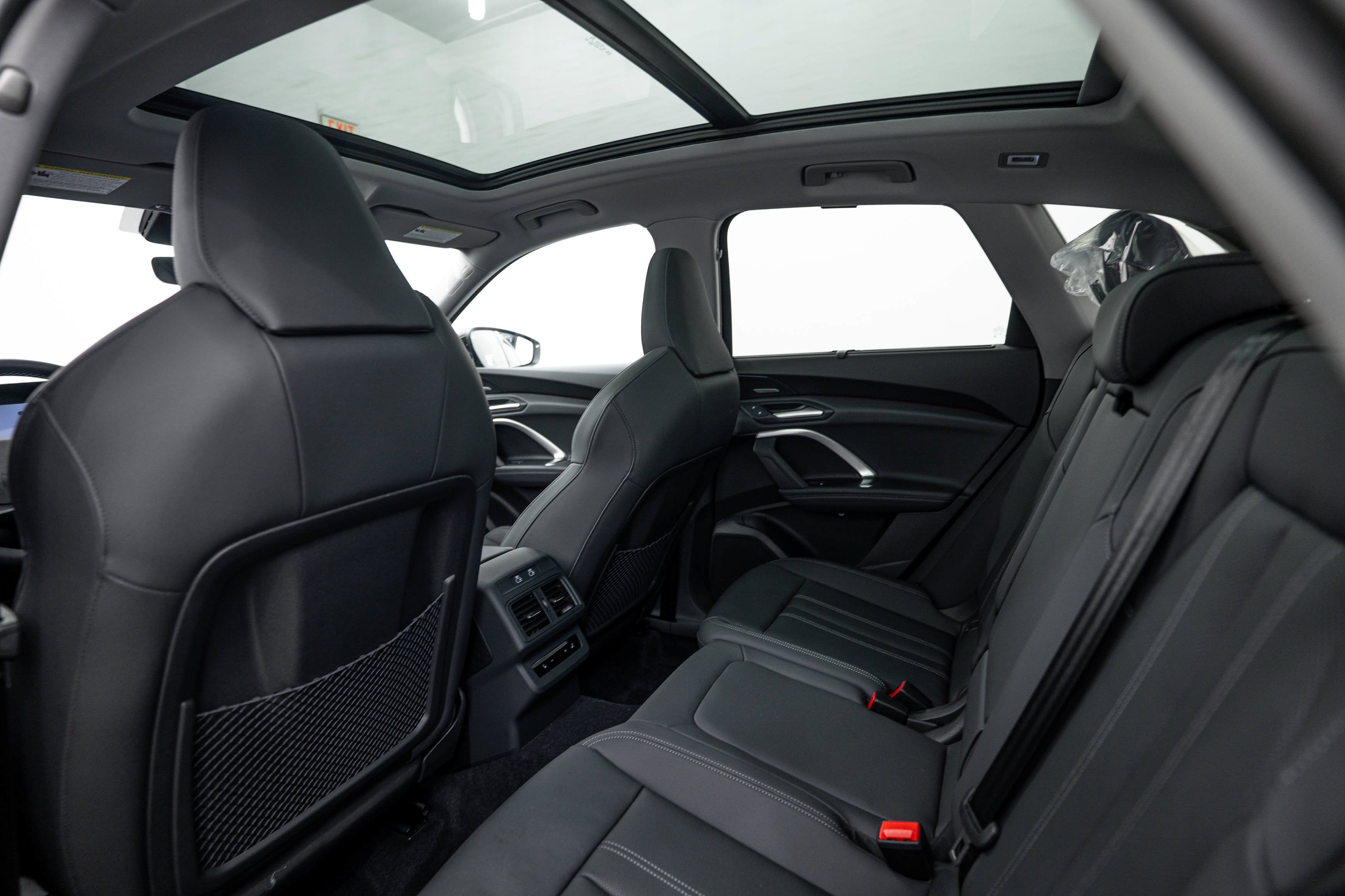 New 2026 MYTHOS BLACK Audi Prestige image 20