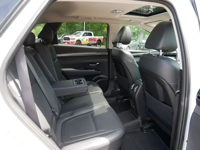 Used 2022 Quartz Hyundai SEL image 9