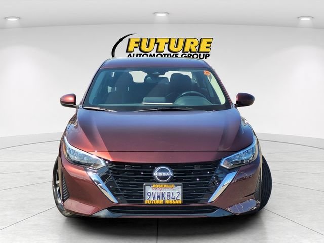 Used 2025 Red Nissan SV image 2