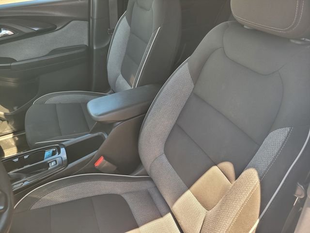 Used 2023 White Chevrolet LT image 13