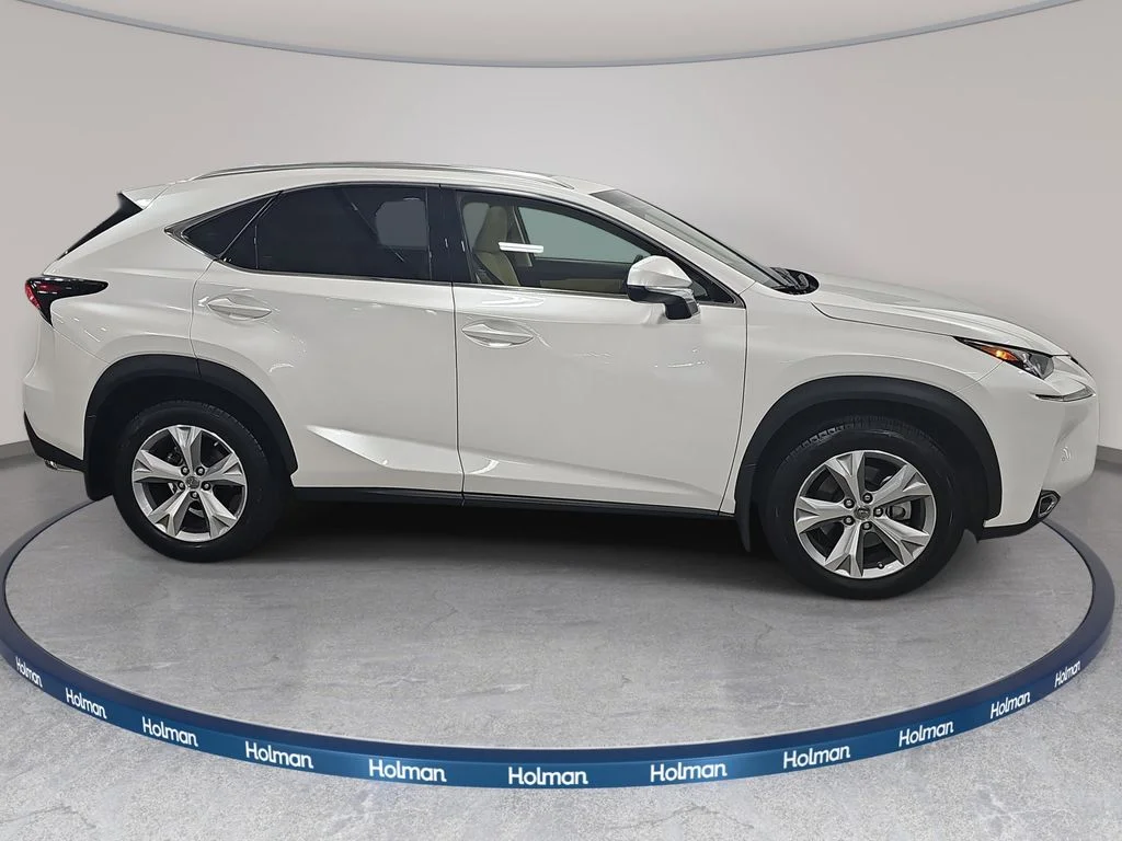 Used 2017 White Lexus 200t image 5