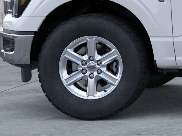 New 2026 Oxford White Ford Lariat® image 19