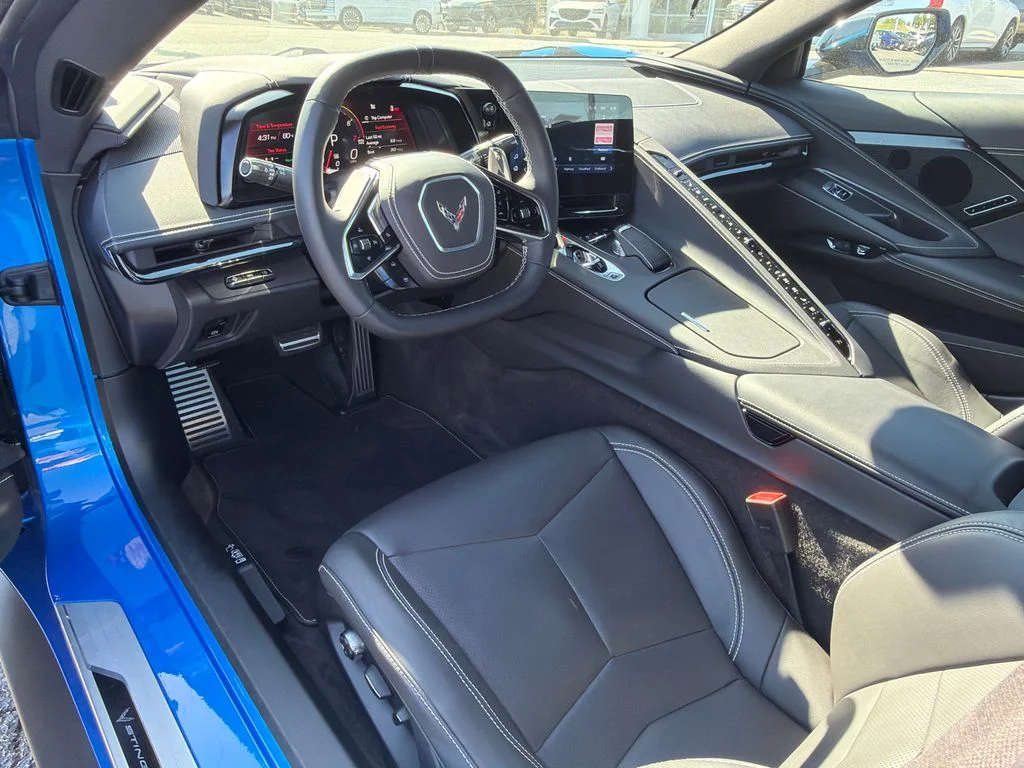 Used 2025 Blue Chevrolet Stingray image 19