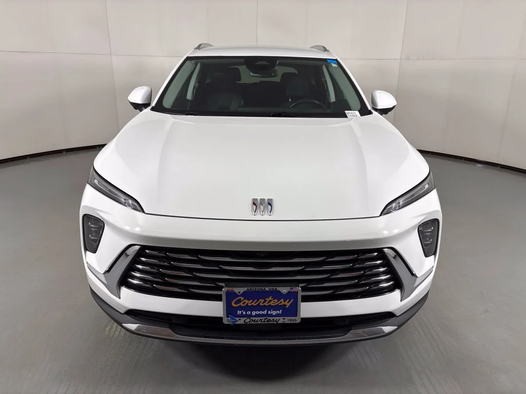 Used 2024 White Buick Preferred image 4