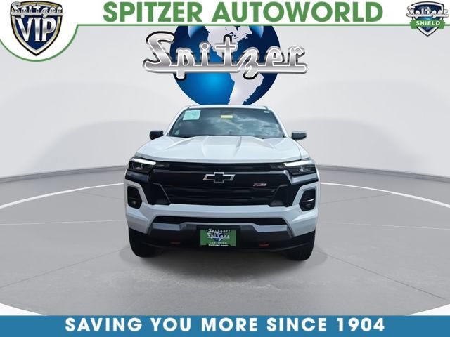 Used 2023 Summit White Chevrolet Z71 image 4