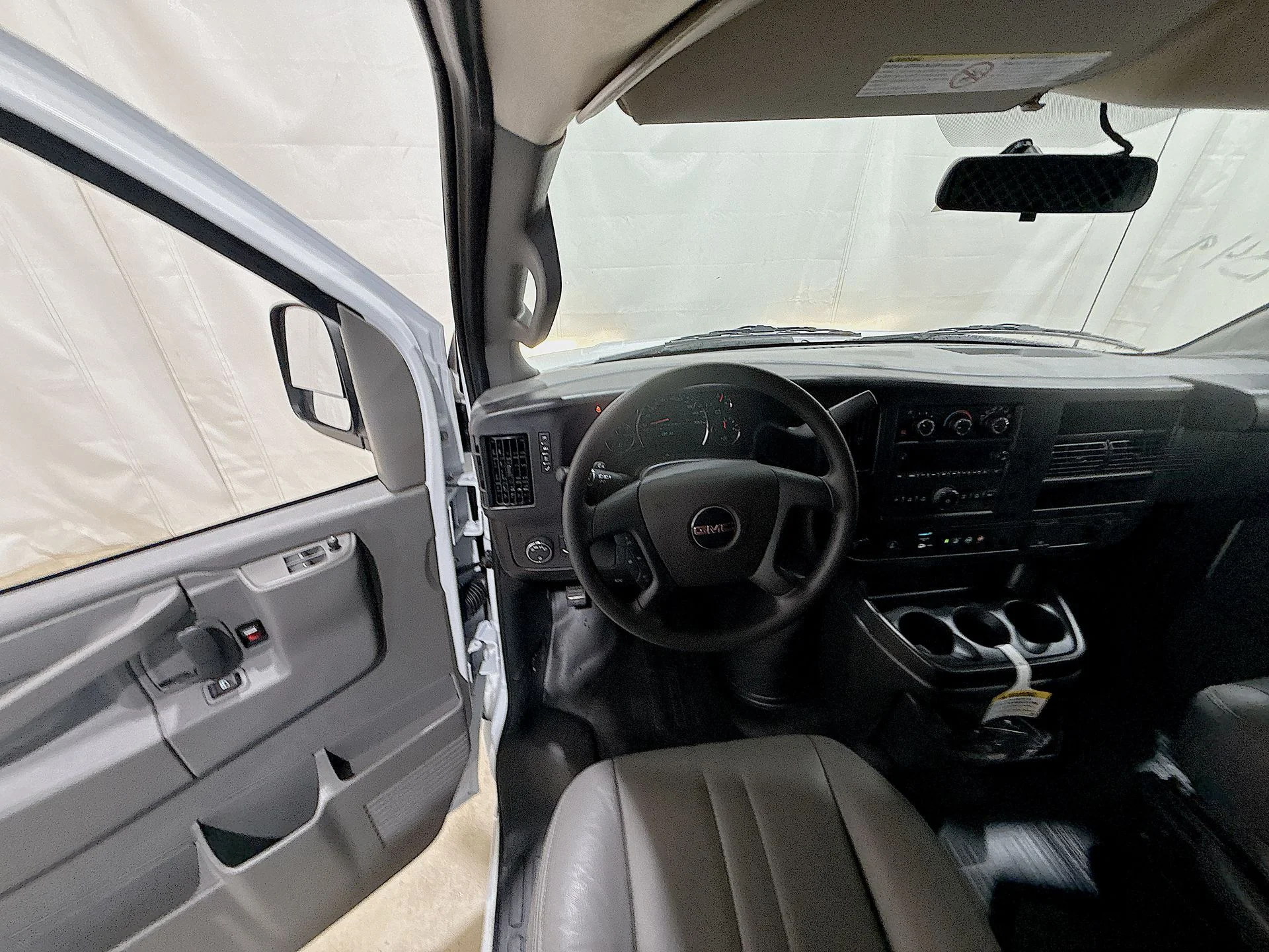 New 2025 Summit White GMC Work Van image 18