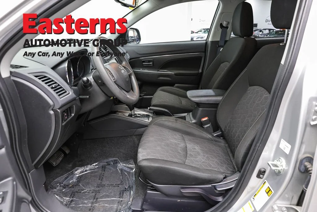 Used 2021 Silver Mitsubishi 2.0 ES image 68