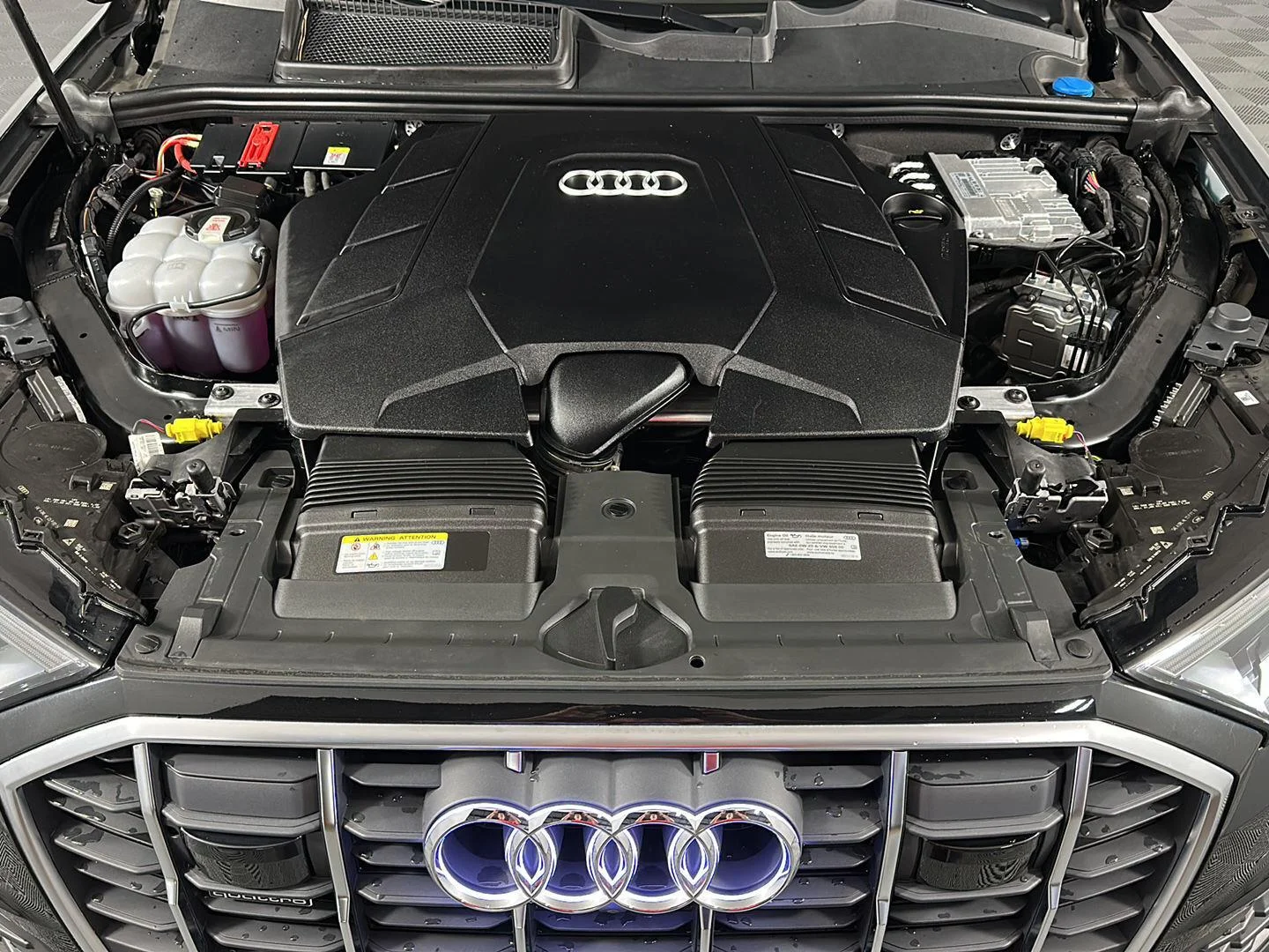 Used 2023 Mythos Black Metallic Audi Premium image 3