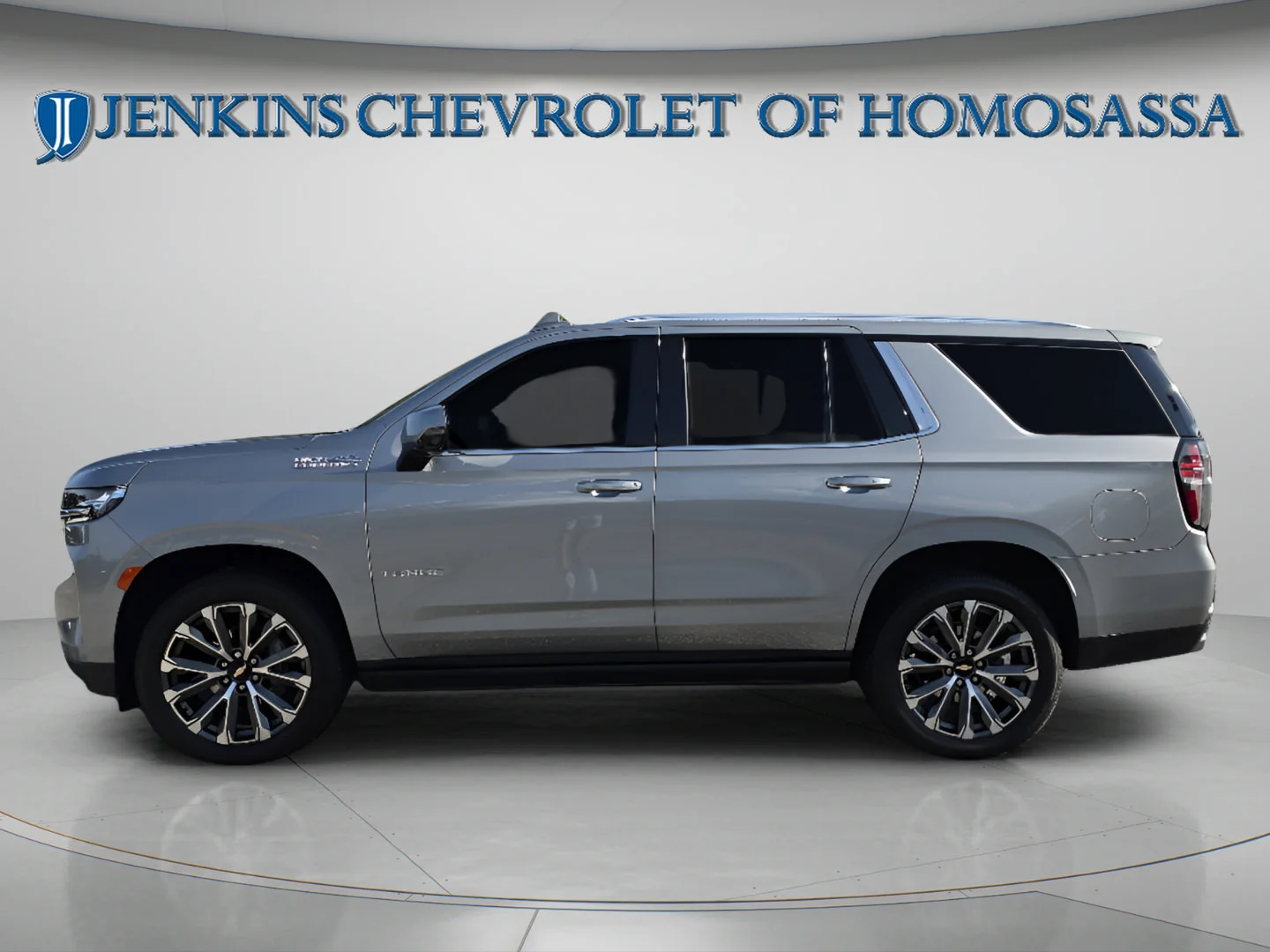 Used 2024 Sterling Gray Metallic Chevrolet High Country image 9