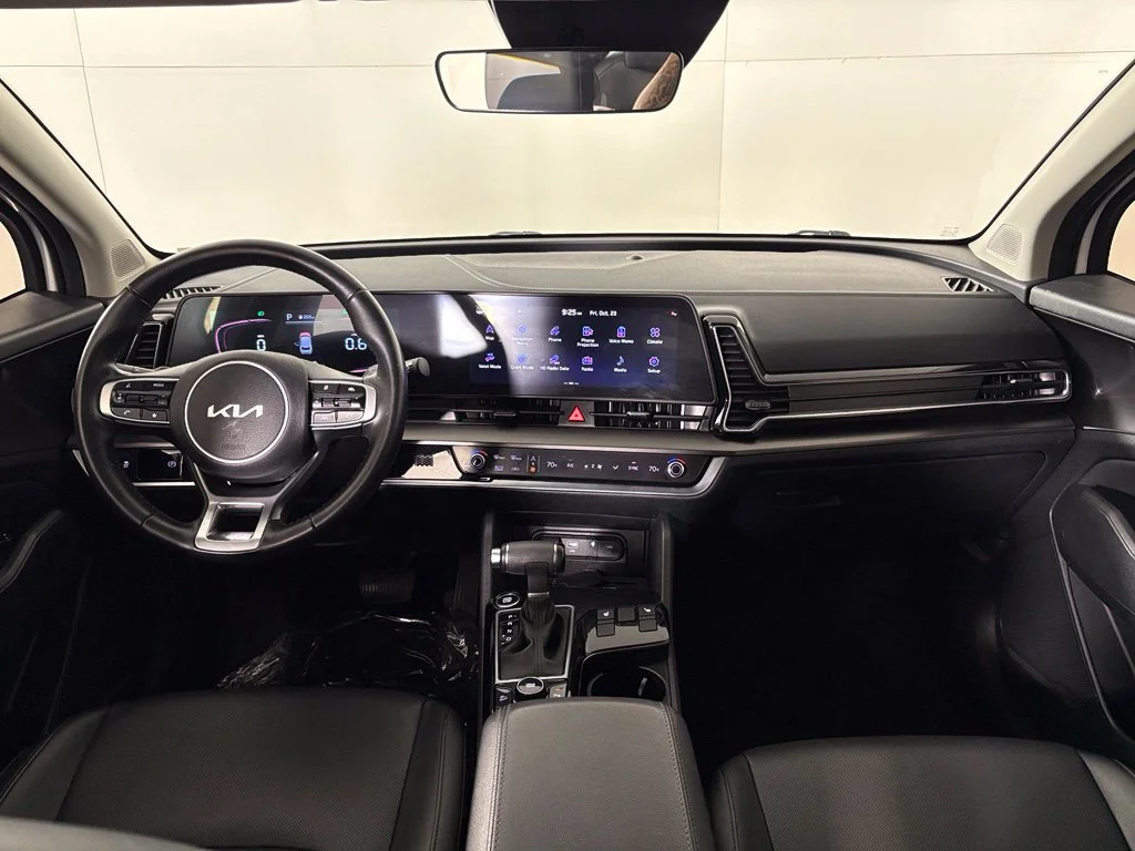 Used 2025 White Kia EX image 44