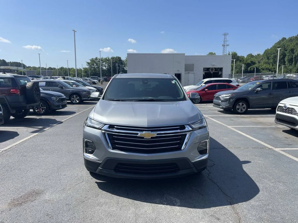 Used 2023 Gray Chevrolet LT image 3
