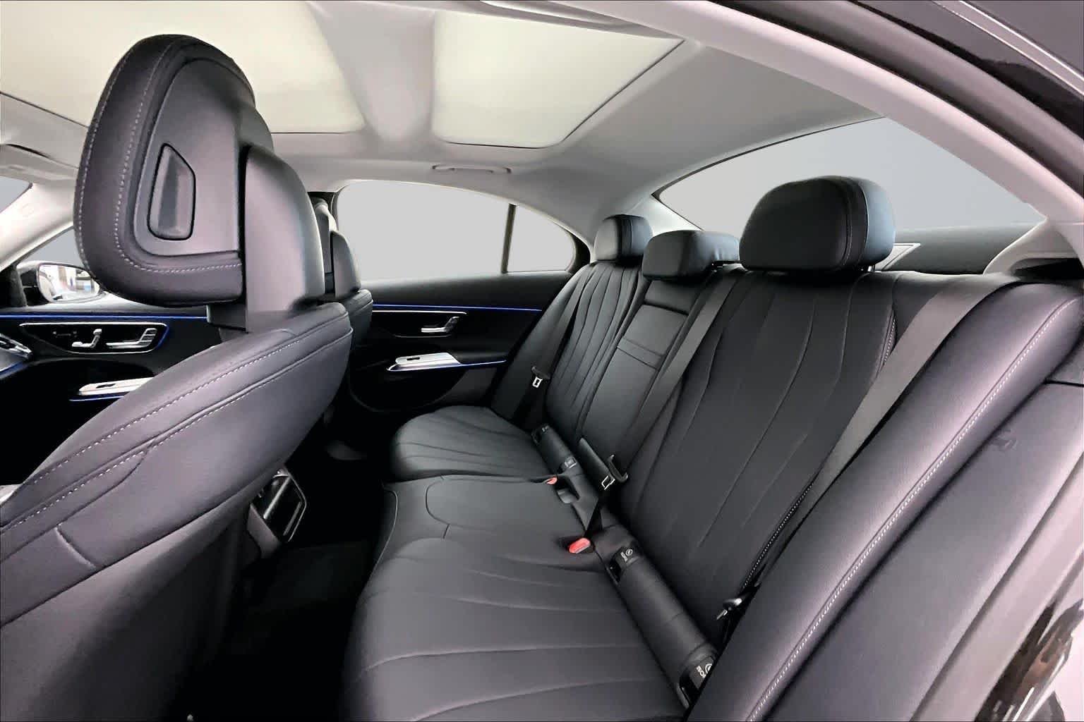 New 2027 Graphite Grey Metallic Mercedes-Benz E 350 image 13