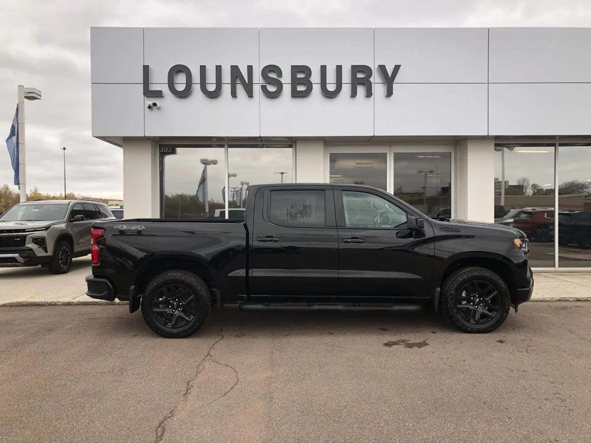 New 2026 Black Chevrolet 4WD Crew Cab 147" RST image 2