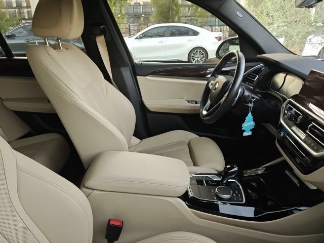 Used 2022 Mineral White Metallic BMW sDrive30i image 17
