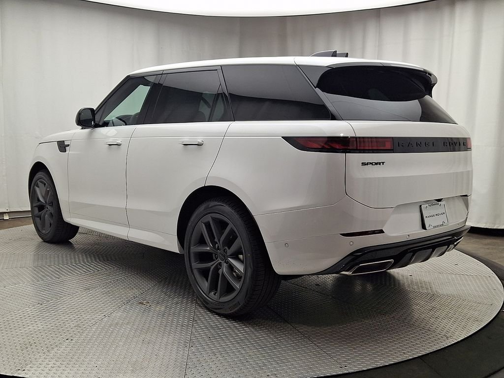 New 2026 Ostuni Pearl White Land Rover Dynamic SE image 4