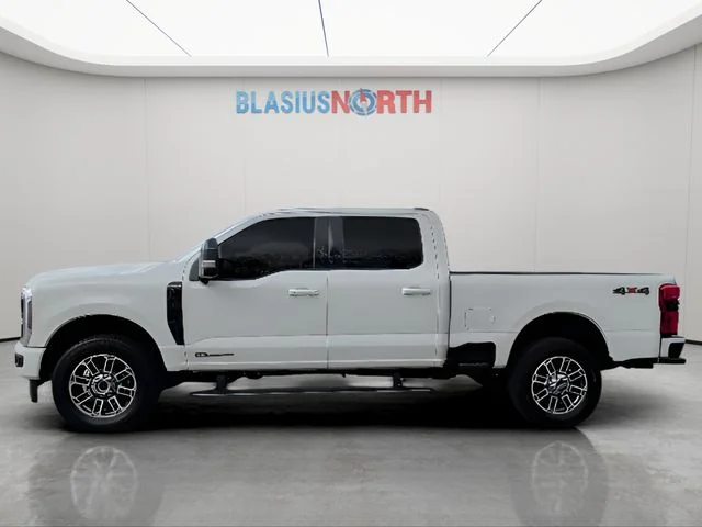 2025 Ford F-250 Super Duty Platinum - Photo 12