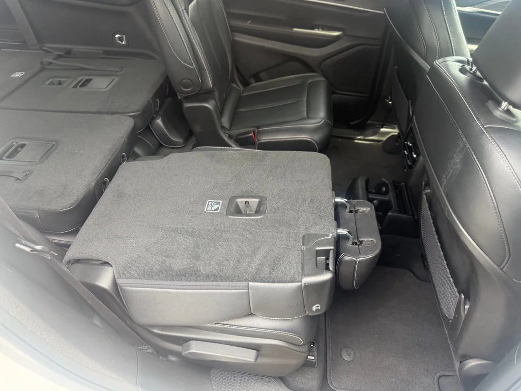 Used 2023 White Jeep Limited image 58