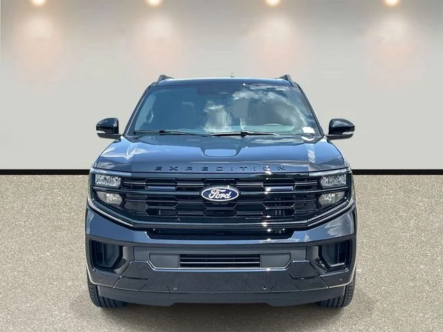 New 2027 Black Ford Platinum image 2