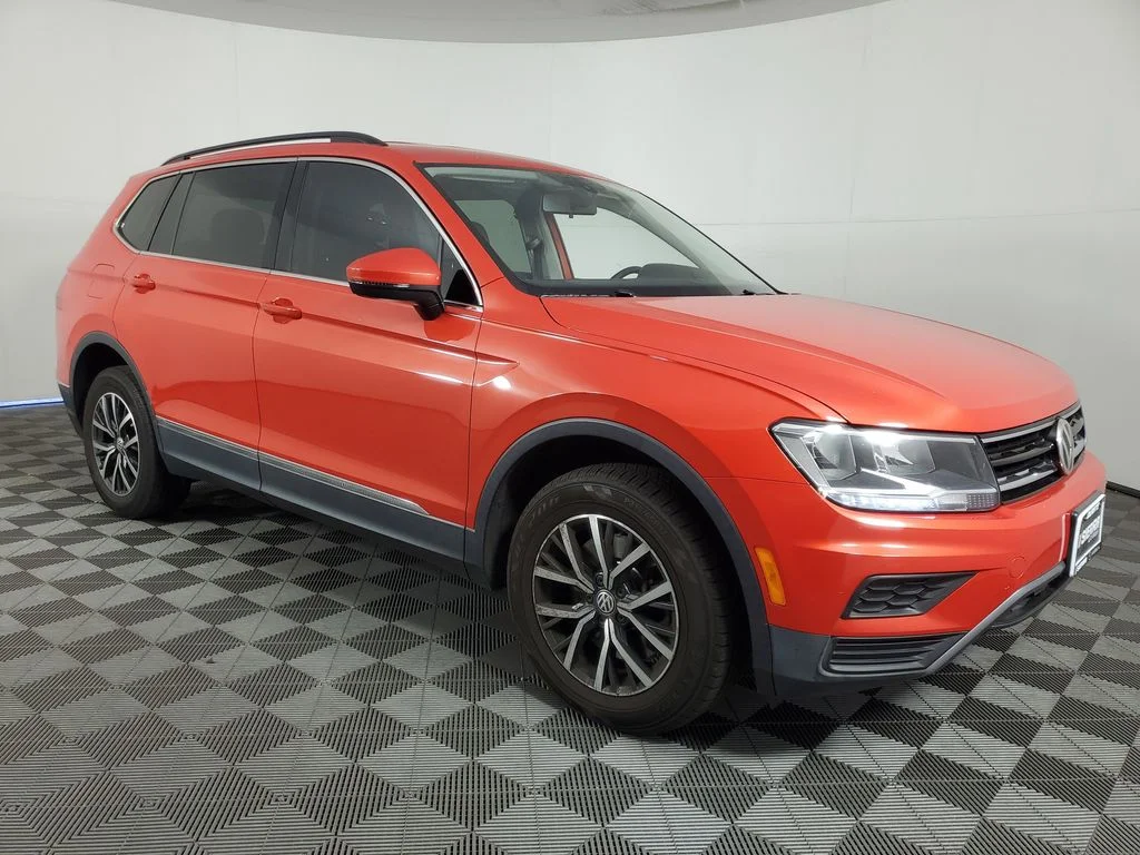 Used 2018 Volkswagen Tiguan SE with VIN 3VV3B7AX1JM222445 for sale in Duarte, CA