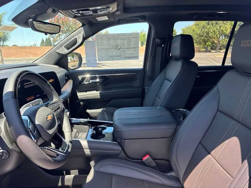 New 2026 Black Chevrolet High Country image 16