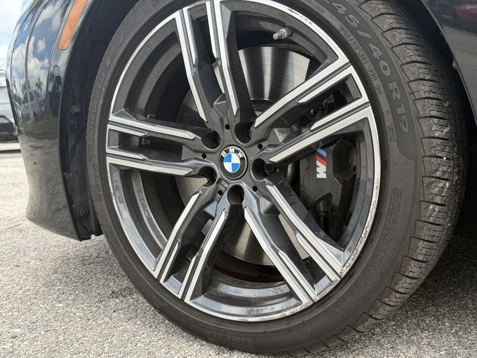 Used 2024 Black Sapphire Metallic BMW 840i image 33