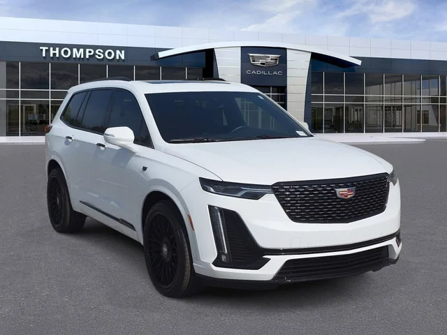 2025 Cadillac XT6 Luxury