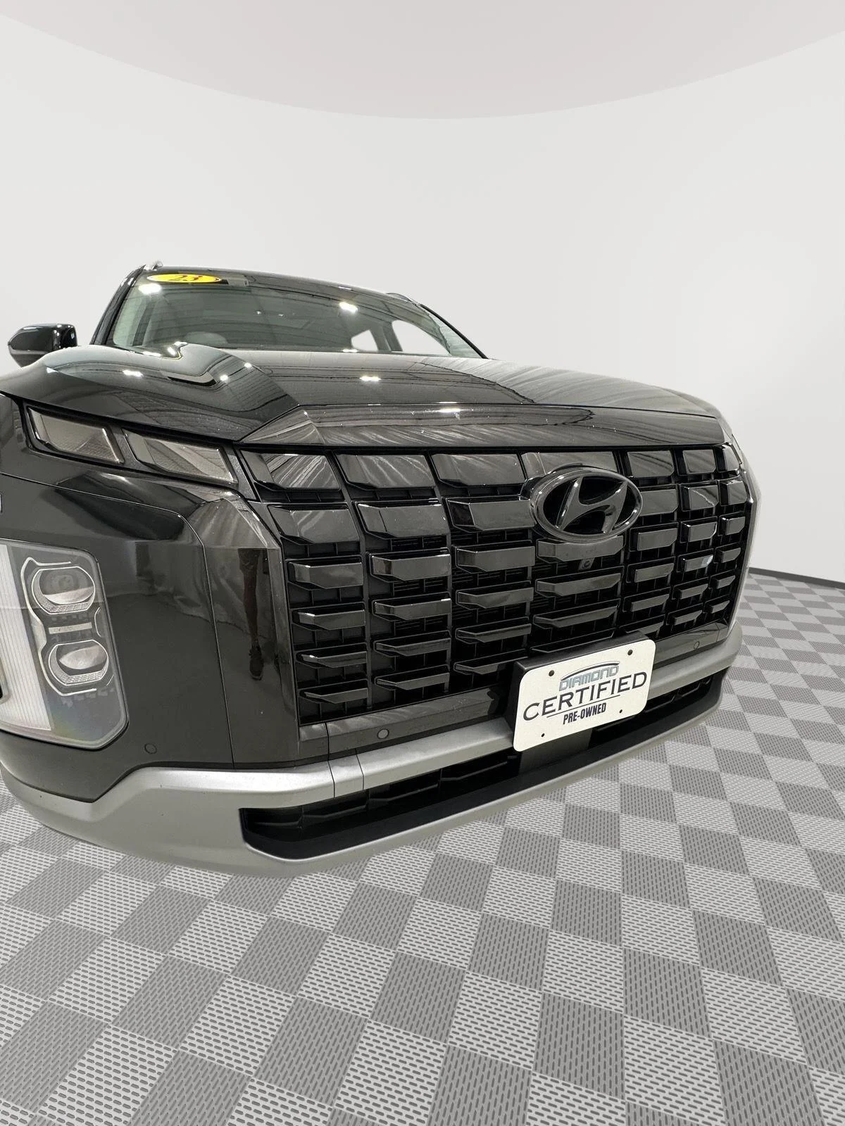 Used 2023  Hyundai Limited image 29