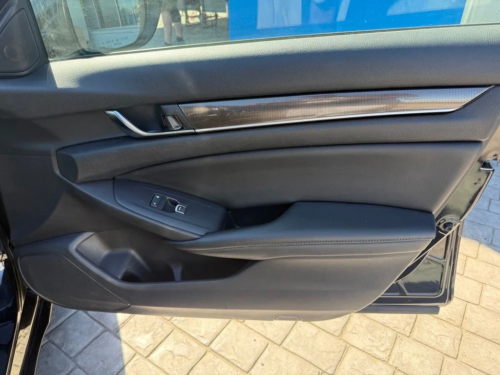 Used 2020 Black Honda Sport image 15