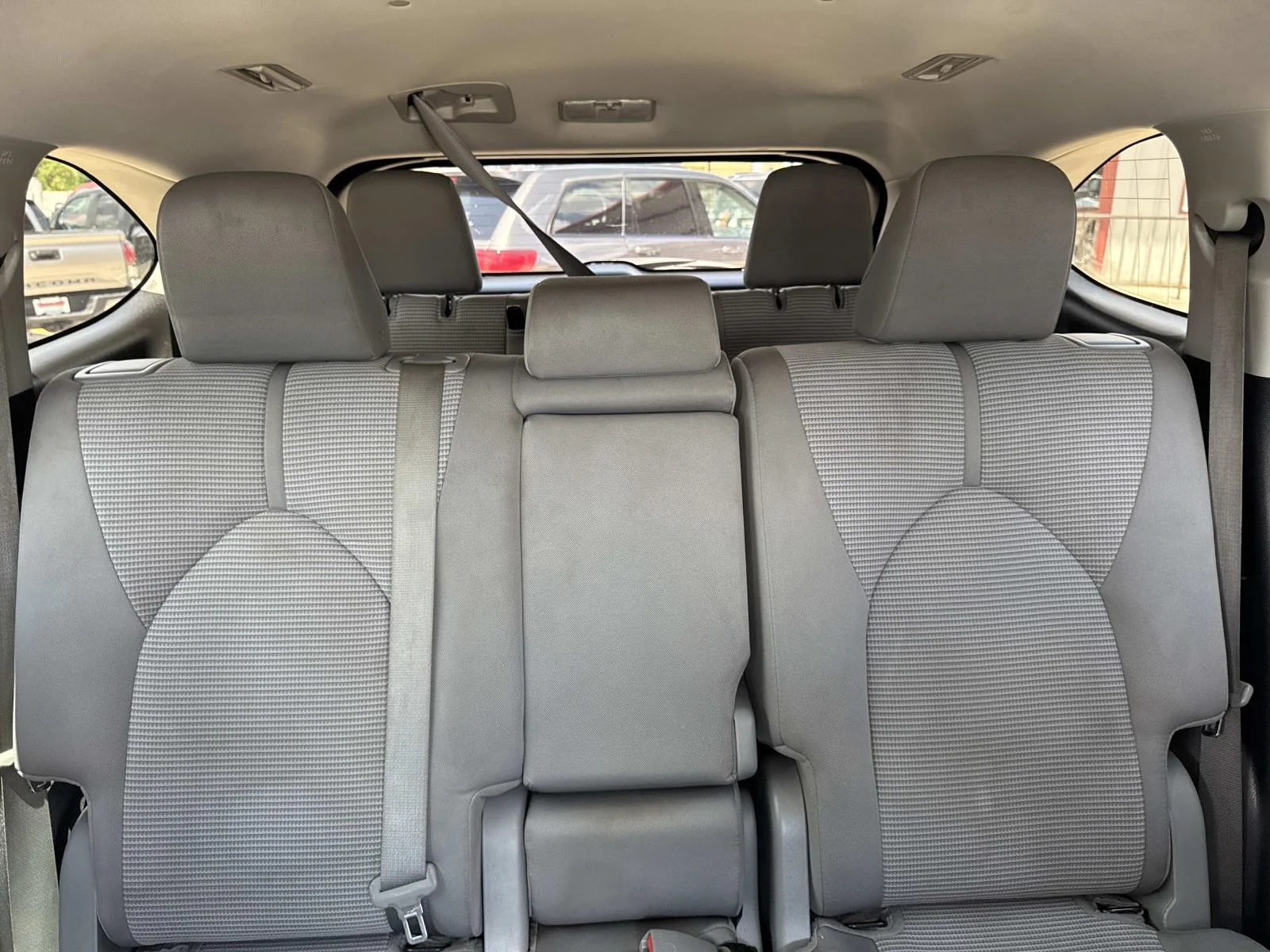 Used 2021 Moon Dust Toyota L image 9
