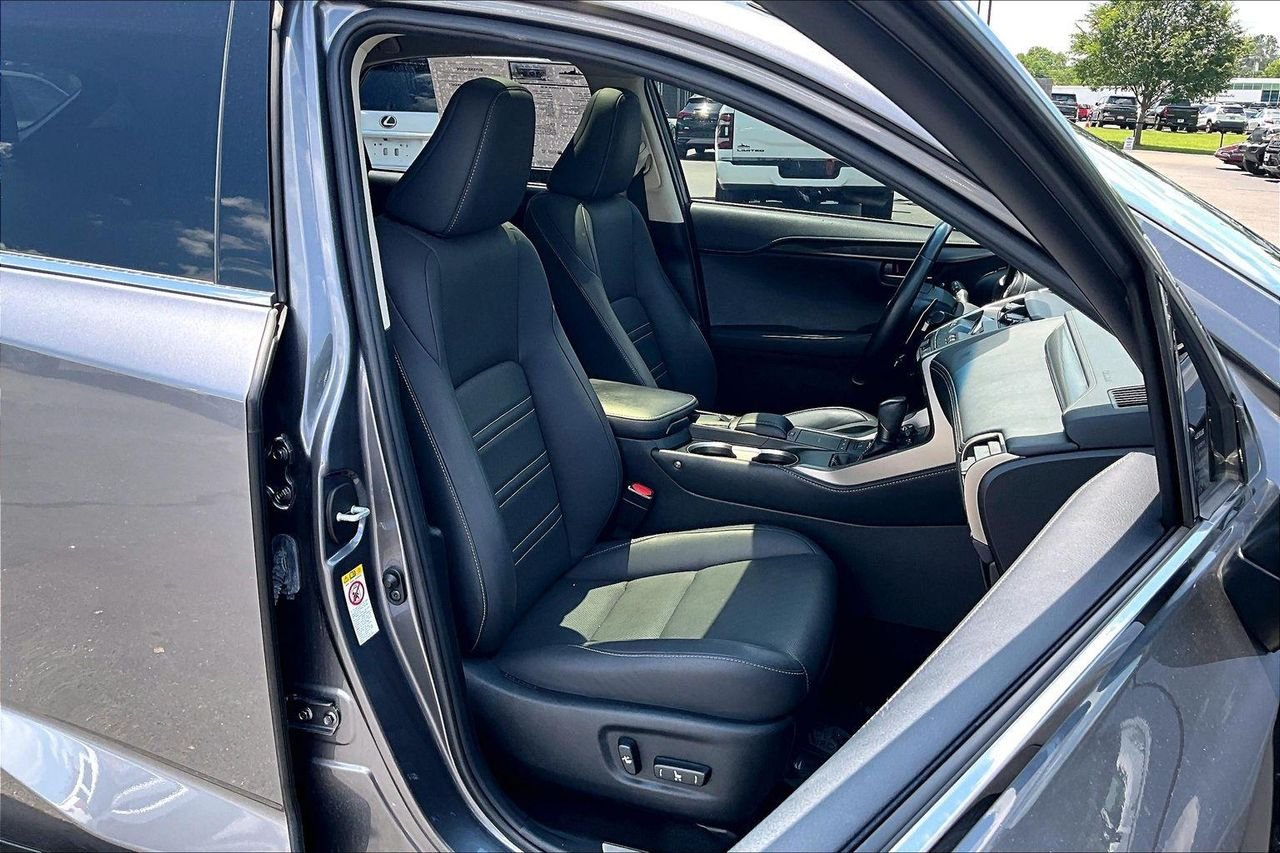 Used 2019 Nebula Gray Pearl Lexus NX 300 image 31
