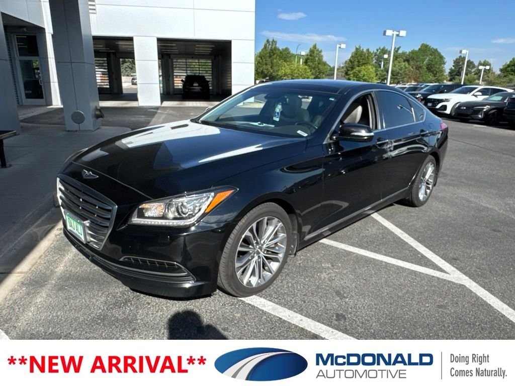 2015 Hyundai Genesis 3.8 AWD's photo