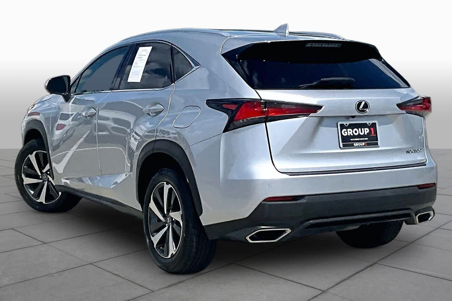 Used 2018 Silver Lining Metallic Lexus  image 11