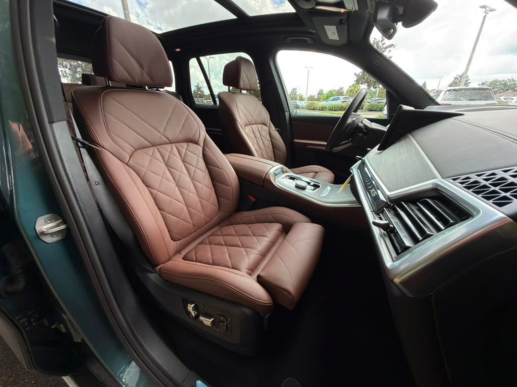 Used 2026 Blue BMW xDrive40i image 26