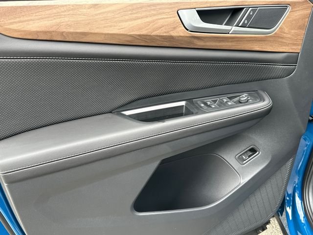 New 2026 Blue Volkswagen 2.0T SE w/Technology image 10