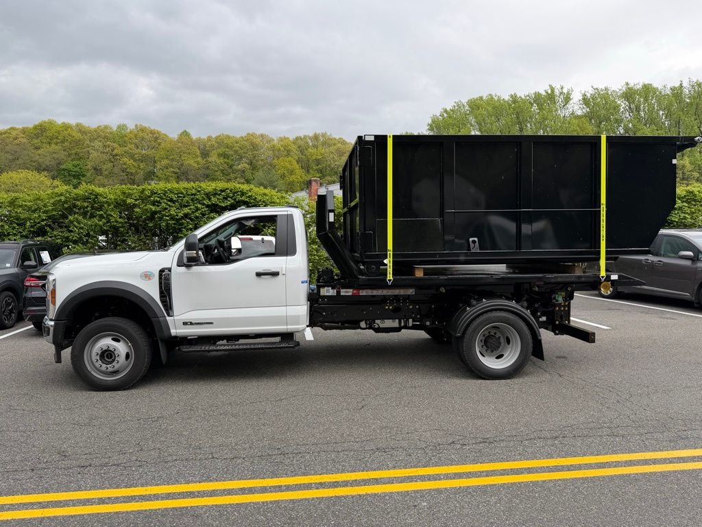 2026 Ford F-550 Super Duty Chassis Cab