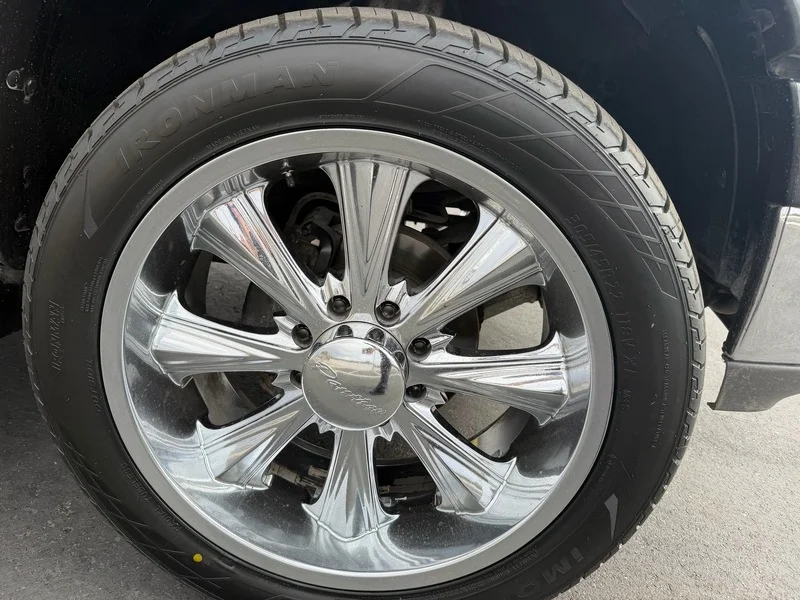 Used 2002 Medium Charcoal Gray Metalli Chevrolet LS image 30