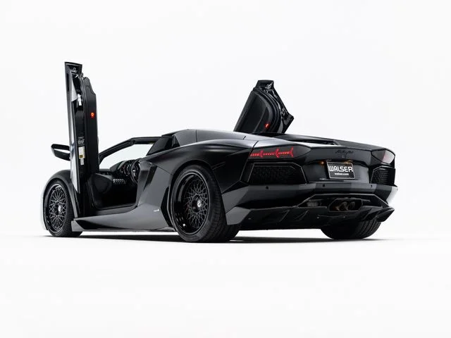 Used 2014  Lamborghini  image 6