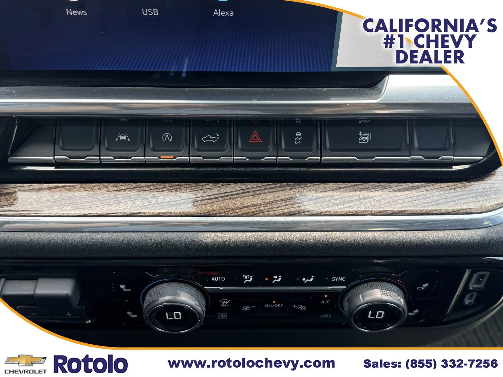 Used 2025 Summit White Chevrolet LT image 22