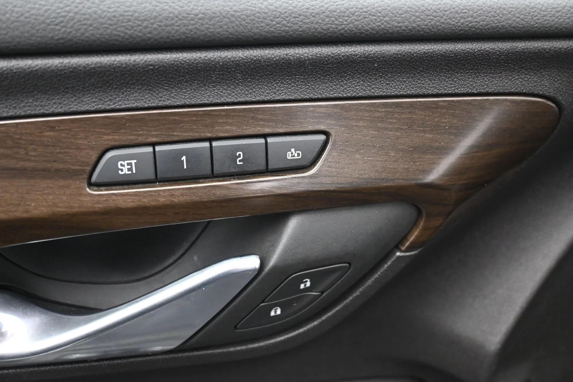 Used 2018 Blue Steel Metallic GMC Denali image 20